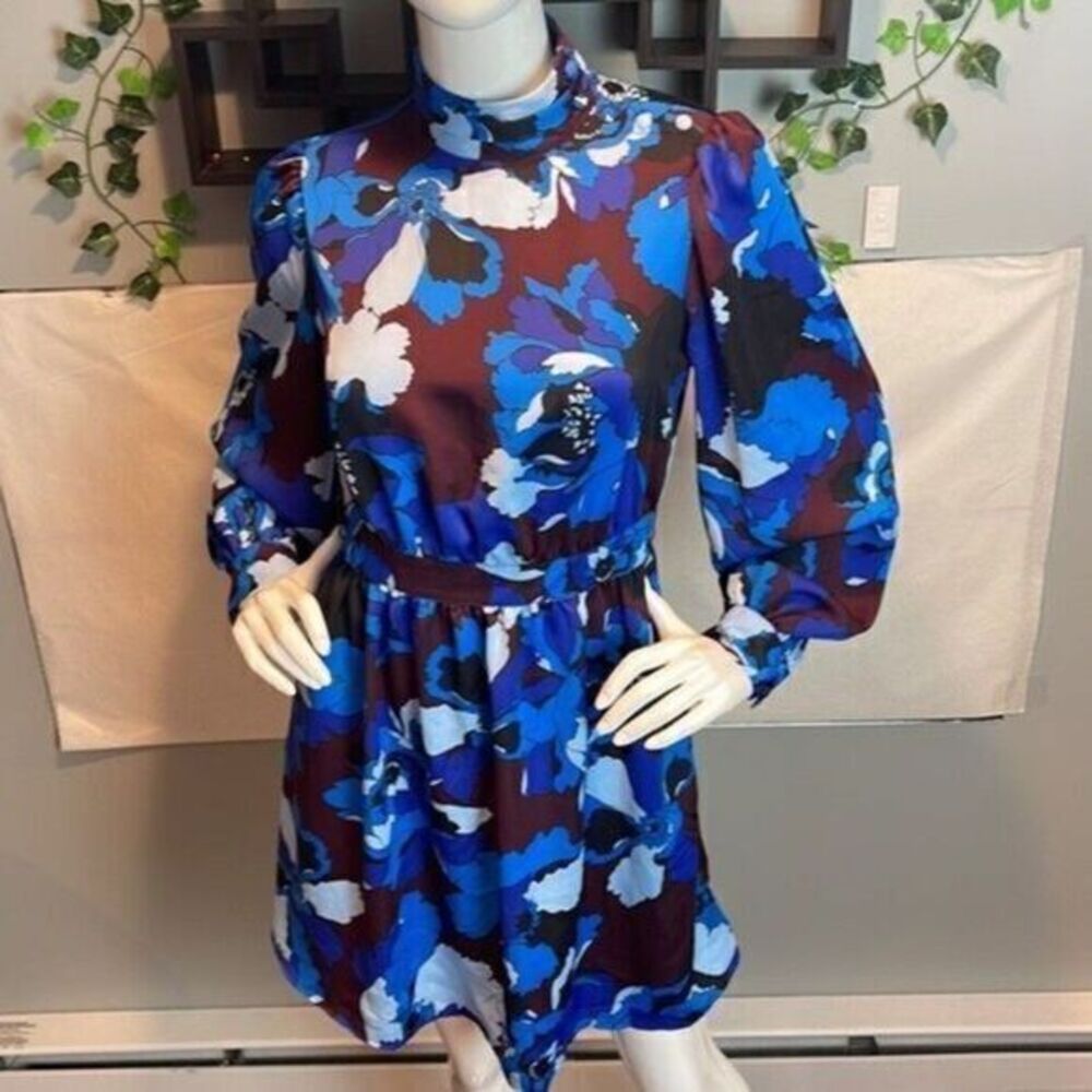 WHO WHAT WEAR Size XS Elegant long sleeve high neck blue floral A-line dress